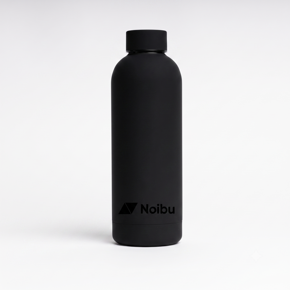 Noibu Hydrate Waterbottle in matte black